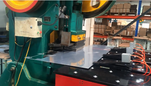 數(shu)控送料機多少錢(qian)一台?及用戶購買(mai)須知