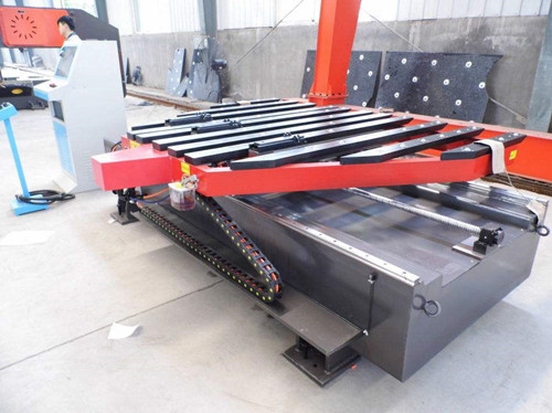 數控(kòng)送料架的使(shǐ)用方法