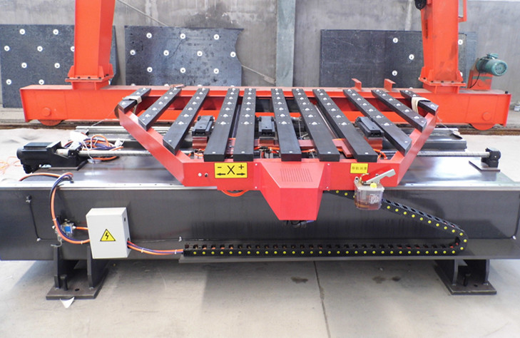 深(shēn)度剖析數控送(song)料機軟硬件配(pèi)置