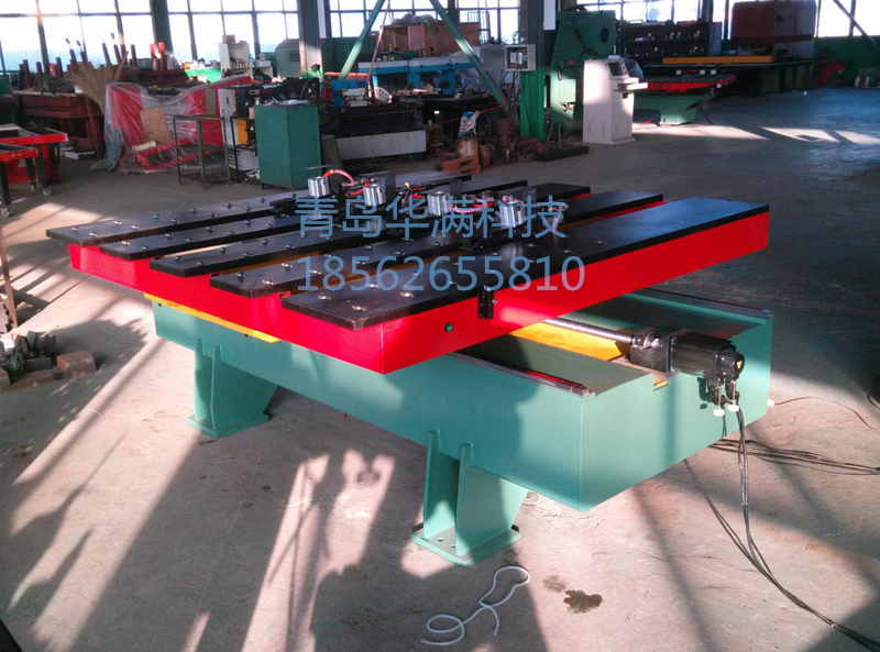 鋼(gang)背刹車片自動送(song)料機的選購技巧(qiao)